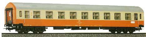 Passenger car 1st class type Y urban livery<br /><a href='images/pictures/Sachsenmodelle/74338.jpg' target='_blank'>Full size image</a>